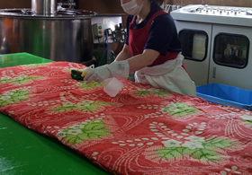 ���z�c�N���[�j���O